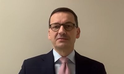 Mateusz Morawiecki przechodzi na kwarantannę! Ktoś z jego otoczenia ma koronawirusa