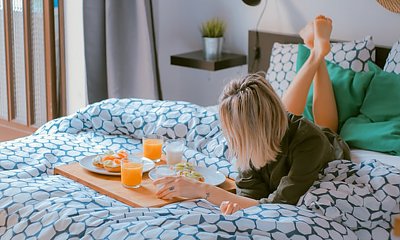 Nocowanie w hotelach zakazane, ale Polacy znaleźli na to sposób. Jesteśmy Januszami biznesu?
