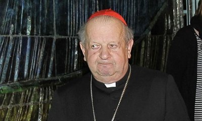 Kardynał Dziwisz wybacza Polakom za pytania o pedofilie. Znów mówi o ataku na Jana Pawła II