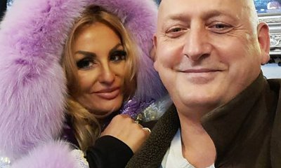 Jak Jacek Wójcik z "Królowych Życia" wyglądał 20 lat temu? "O, miałeś włosy!" - piszą fani