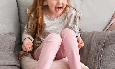 "Wyrzuciłam córce wszystkie lalki, bo nie chciała podzielić się nimi z kuzynką"