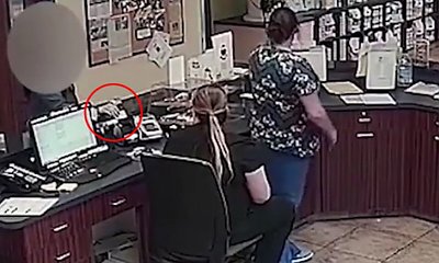 Przekazała malutką karteczkę w recepcji u weterynarza. Po chwili pojawiła się policja