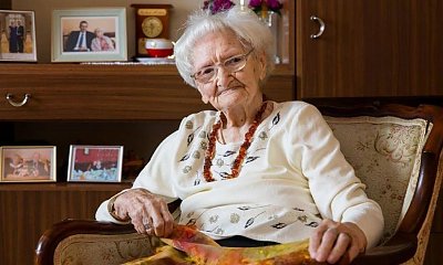 Najstarsza kobieta w Polsce! Ile ma lat i jak wygląda?