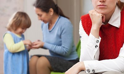 "Teściowa faworyzuje córkę szwagierki. Mojemu synowi daje mniej pieniędzy na urodziny!"