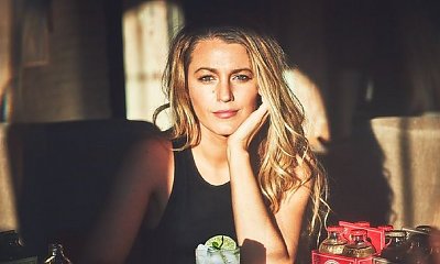 Blake Lively zachwyca figurą w mini. Co za nogi!