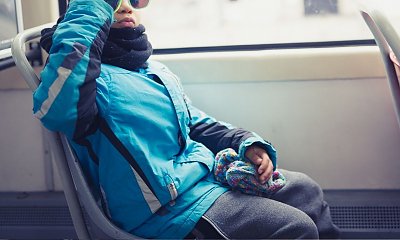 "Mąż chce żeby 7-letni syn sam jeździł tramwajem do szkoły. Chce uczyć go męskości!"