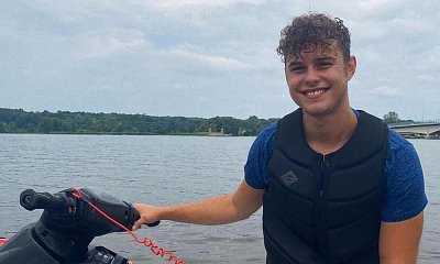 Adam Zdrójkowski na egzotycznych wakacjach z mamą. Czy aktor w ten sposób leczy złamane serce?