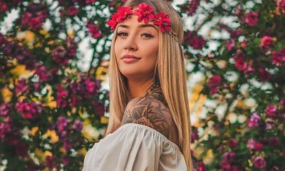 "Hotel Paradise": Sara i jej tatuaże! Wow, robią wrażenie!