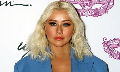 Christina Aguilera pozuje nago w lateksowych rękawiczkach. Śmiała fotka z okazji urodzin