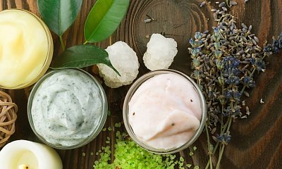 Kosmetyki organiczne do twarzy – poznaj zalety naturalnej pielęgnacji skóry