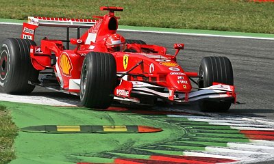 Michael Schumacher - niemiecki kierowca uwielbiany na świecie. Nie obyło się bez kontrowersji!