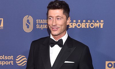 Elegancki Robert Lewandowski z mamą, teściową i siostrą na gali! A gdzie Ania?!