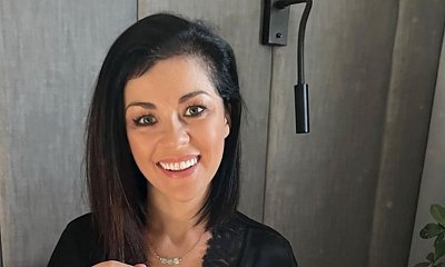 Katarzyna Cichopek w oryginalnej sukience na próbach przed koncertem. Czegoś brakuje tej stylizacji?