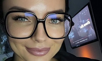 Kamila "Kamiszka" Wybrańczyk zdradziła, ile przytyła na bajecznych wakacjach! Niektórzy fani chcieli jej dopiec...
