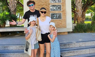 Agata Rubik po wakacjach z mężem - "Odzyskałam dzieci..."! Dziewczynki wyglądają jak klony pięknej mamy!