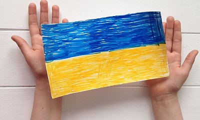 Dzieci z Ukrainy bały się pójść do włoskiej szkoły. To jak ich tam powitano, przyprawia o dreszcze! Zobacz film