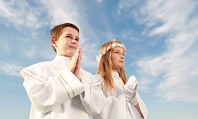 "Kupiłam synowi na komunię dresowy garnitur i białe adidasy. Mąż się wkurzył i kazał wszystko oddać"