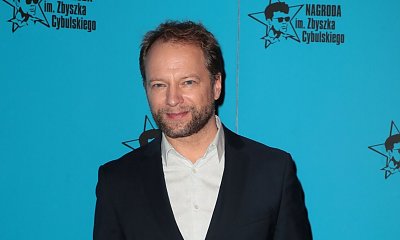 Maciej Stuhr uchylił drzwi do swojego królestwa. Widok ceglanej ściany to dopiero początek. "Wnętrza robią wrażenie" [dużo zdjęć]