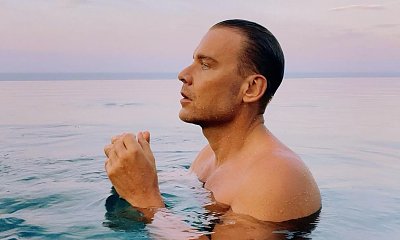 Dawid Woliński na miesięcznych wakacjach na Bali hasa z gołym tyłkiem po plaży! Ale ma formę!