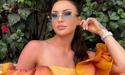 Monika Pietrasińska męczy psa na targach mody dla zwierząt. Czy tak wygląda zadowolony pupil?