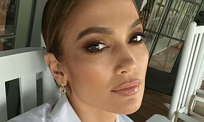 52-letnia Jennifer Lopez znowu zachwyciła figurą! Do tego ta genialna stylizacja... Fani nie kryją zachwytu!