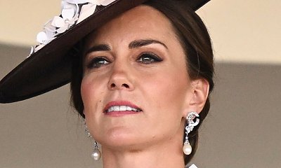 Księżna Kate znowu podkreśliła swoją fenomenalną figurę! Ta modna stylizacja to mega pomysł na outfit do pracy!