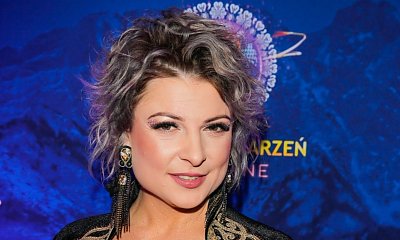 Magda Narożna w mocno wyciętym body prezentuje zgrabne nogi: "Przypominasz mi Cleo. Jest ogień!" - piszą fani