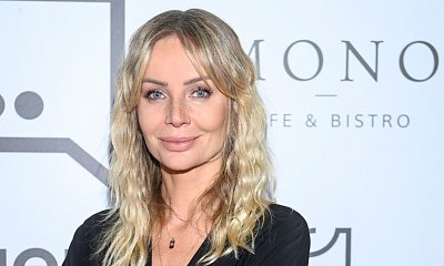 Pokaz Paprocki&Brzozowski: Agnieszka Woźniak-Starak w czarnej mini i marynarce oversize! To hit mody 2022 roku!