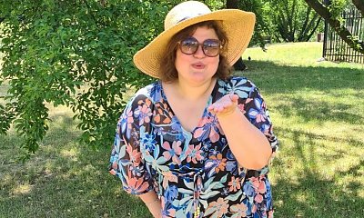 Dominika Gwit w stroju kąpielowym. Sprytnie ukryła krągłości pod modnym kimonem?