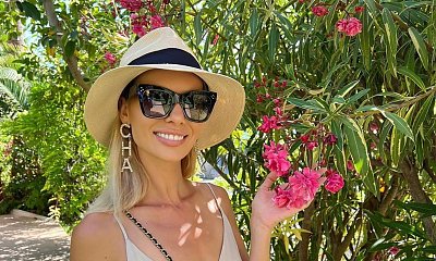 Mister Supranational 2022: Izabela Janachowska w długiej kremowo-złotej sukni. Przepiękna stylizacja!