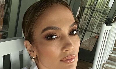 Jennifer Lopez w czerwonej letniej sukience w restauracji w Paryżu! Piękna stylizacja!