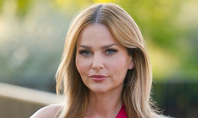 Paulina Sykut-Jeżyna w ognistej czerwieni i podkreślającym figurę fasonie. Rewelacyjna stylówka na wiosnę!