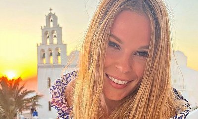 Małgorzata Tomaszewska odsłoniła zbyt wiele na urlopie? Sukienka podwinęła się jej niebezpiecznie wysoko...
