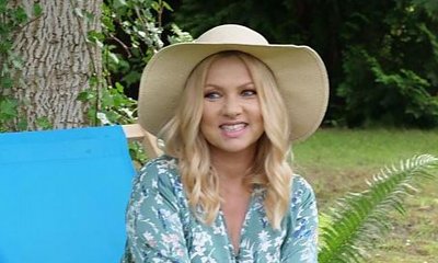 Katarzyna Bujakiewicz na premierę filmu "Ania" wybrała kreację w obłędnym kolorze! Trzeba przyznać, że odjęła sobie lat stylizacją!
