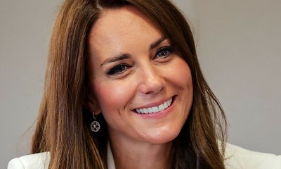 Ponadczasowa stylizacja Kate Middleton. Jeden dodatek podkręcił cały outfit!