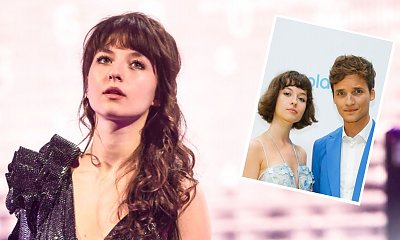 Katarzyna Sienkiewicz z zespołu Kwiat Jabłoni w oryginalnej sukience. Najlepsza stylizacja artystki!