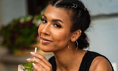 Sara z "Hotelu Paradise" została stewardessą! Jak czarnoskóra piękność spełnia się w nowej roli?