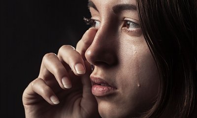 "Całe życie mnie lała - wyprowadziłam się od matki, moje siostry zostały. Jak mogę im pomóc?"