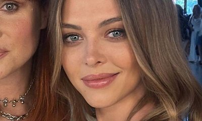 Joanna Opozda eksponuje ciało w czarnej, obcisłej sukience. Ta kreacja podkreśla jej wszystkie atuty!
