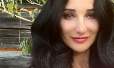 50-letnia Justyna Steczkowska eksponuje biust w staniku w panterkę. Odsłoniła zbyt wiele?