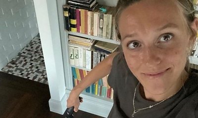 Ola Żebrowska karmi dziecko z wielkim cycem nie wierzchu. Ktoś pisze: "Dziecko dusisz cycem"