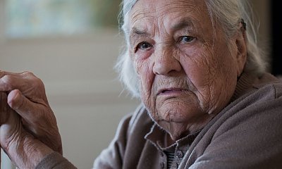 "Moja matka umiera, a mi jest to obojętne. Nic do niej nie czuję, poza urazą i żalem"