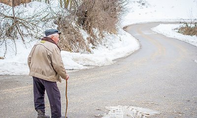 Mój ojciec jest ciężko chory, ale nie mam zamiaru się nim zajmować. Moje rodzeństwo każe mi płacić alimenty!
