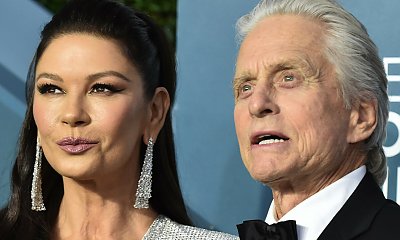 53-letnia Catherine Zeta-Jones z dekoltem do pępka i naciągniętą twarzą. Straszy czy zachwyca?