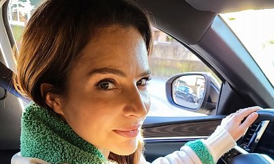 Anna Dereszowska kusi nóżką w lśniącej sukni od Violi Piekut. Wyglądała jak milion dolarów!