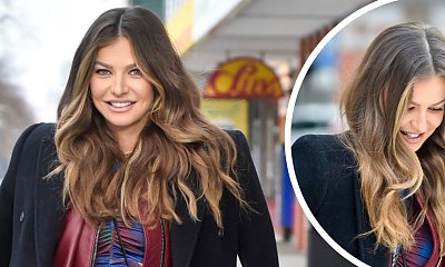 Anna Lewandowska wystrojona w kozaki na szpilce zmierza przez zaspy śnieżne do "Dzień dobry TVN"