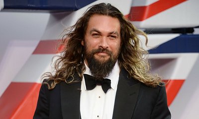 Potężny Jason Momoa przywiózł dorodną choinkę swojej byłej żonie. Taki eks to skarb!