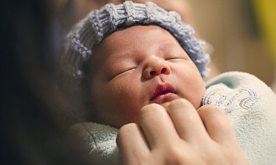 "A miało być tak pięknie... Jestem świeżo upieczoną mamą. Nie ogarniam. Błagam o rady i wskazówki"
