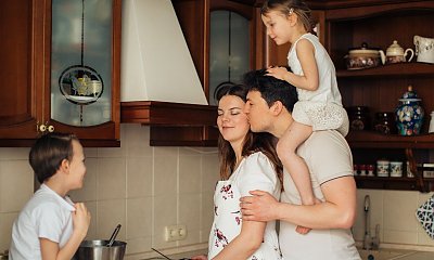 "Gotuję, piorę i sprzątam, bo to mój obowiązek. Praca jest dla mężczyzn! Znam swoje miejsce w szeregu"