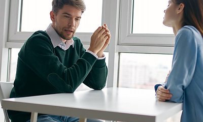 "Randki mojego męża to katastrofa. Cały czas rozmawia o problemach i marudzi o pracy"